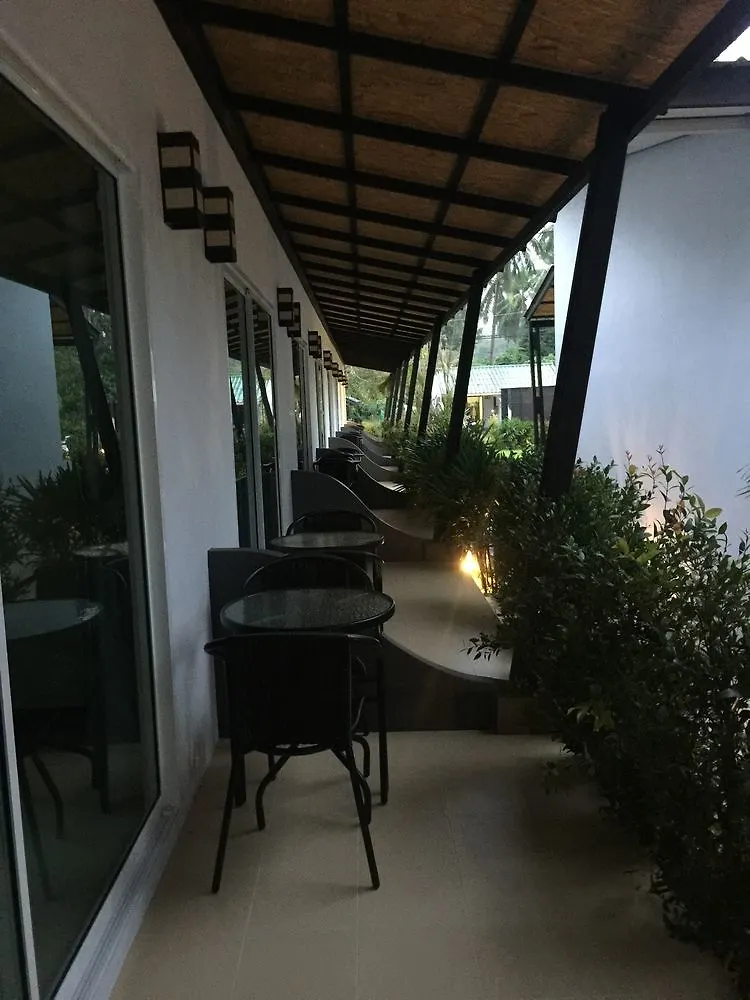 Maleesirin Oldtown Resort Ko Lanta 3*,  Thaïlande